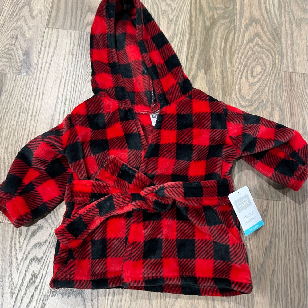 Brand new with tags Hudson baby hooded bathrobe 0-9 months